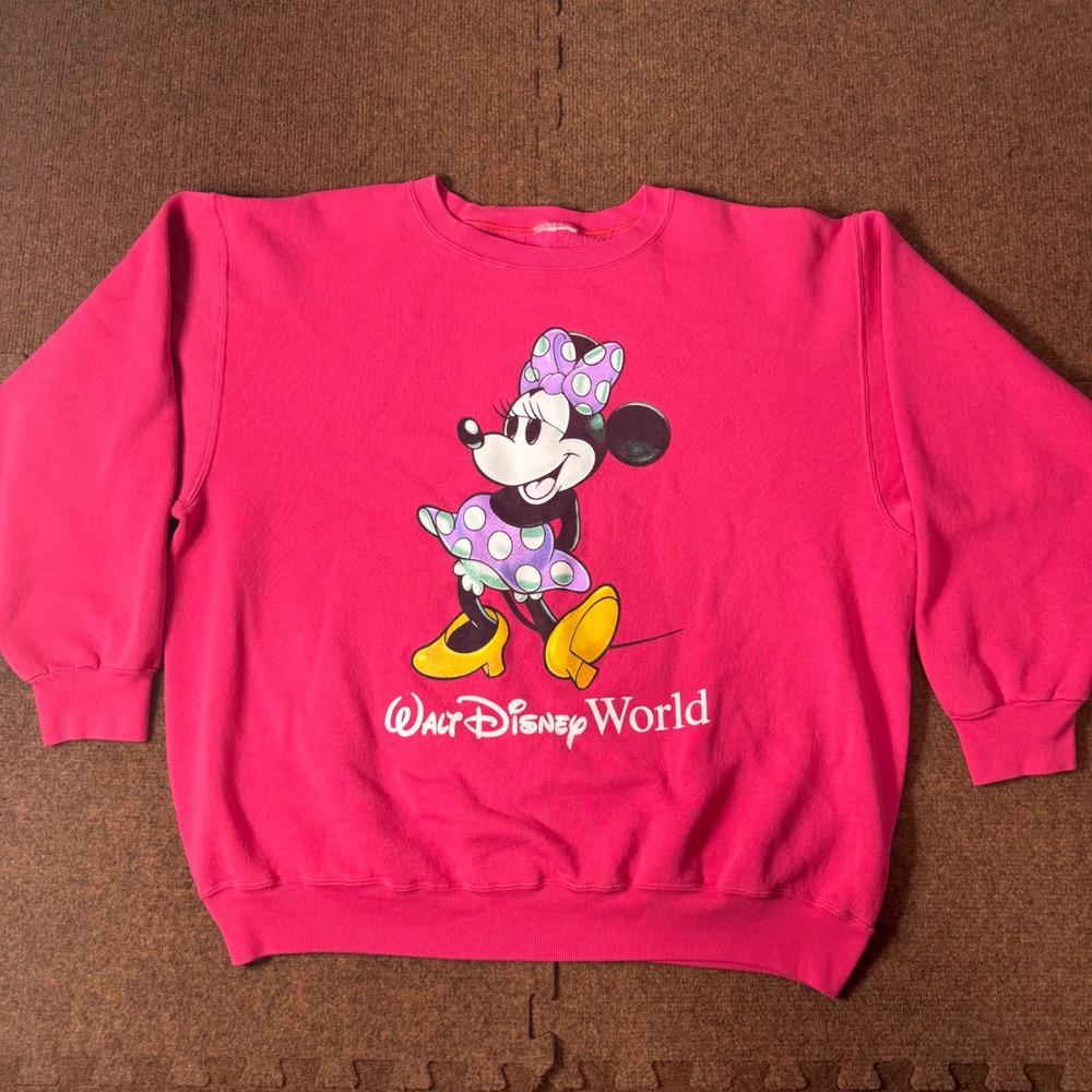 Vintage Walt Disney World Minnie Mouse Sweatshirt Hot Pink Graphic Pullover